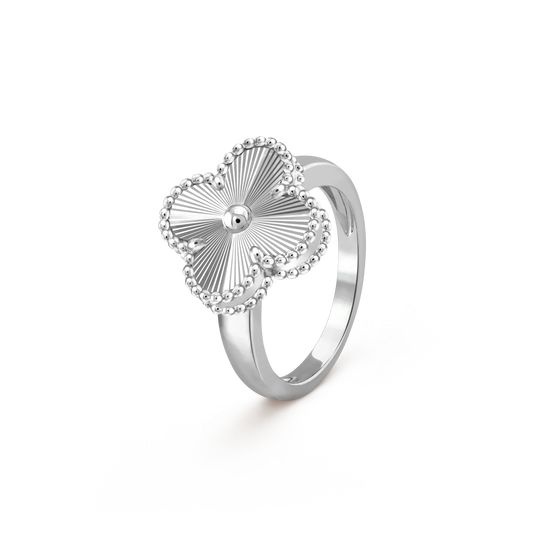[Kincade Jewelrys] BAGUE EN ARGENT TRÈFLE