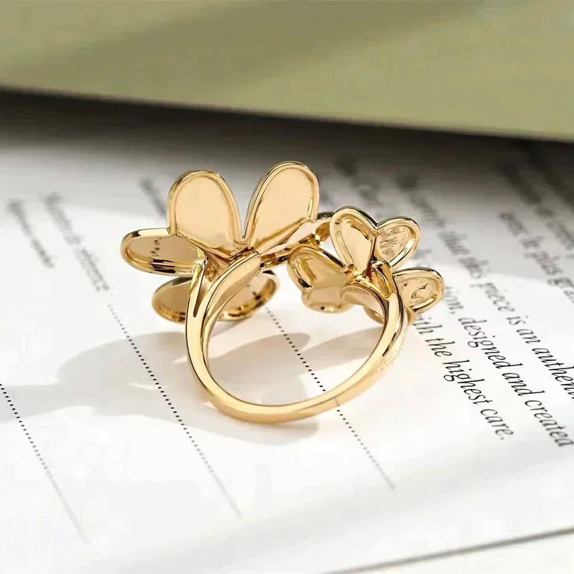 [Kincade Jewelrys] BAGUE EN OR ET DIAMANTS CLOVER COMOS