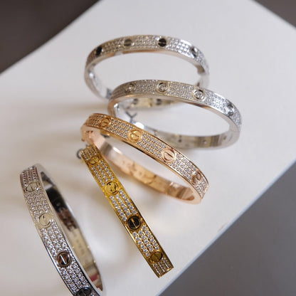 [Kincade Jewelrys] Bracelet Love 6,1 mm pavé de diamants 