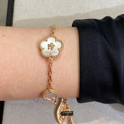 [Bijoux Kincade] Bracelet porte-bonheur à 5 motifs