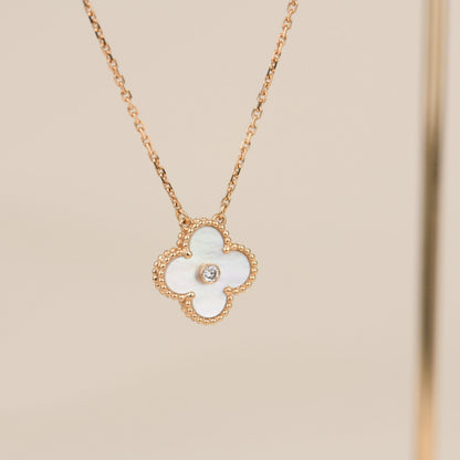 [Kincade Jewelrys] COLLIER FRITILLAIRE BLANC DIAMANT CLOVER 15 MM