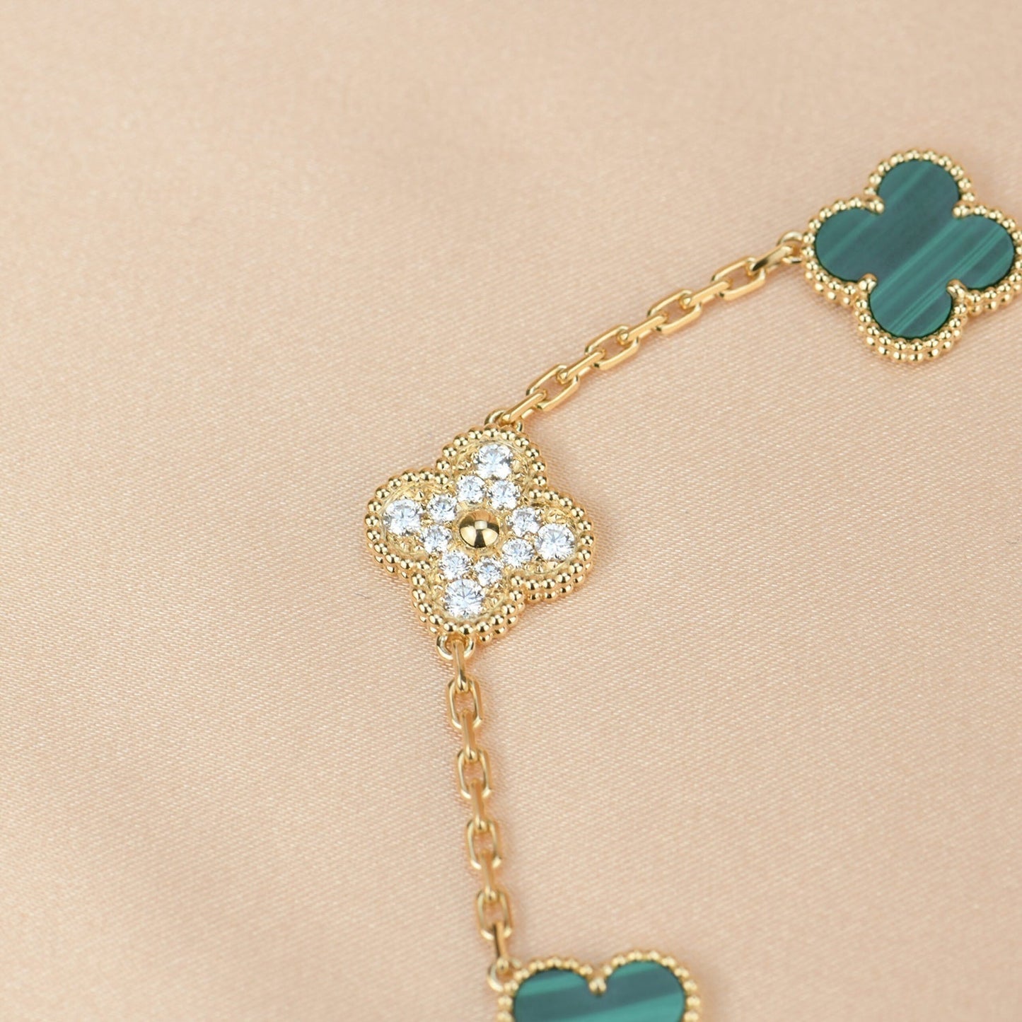 [Kincade Jewelrys] Bracelet diamant malachite à 5 motifs de trèfle