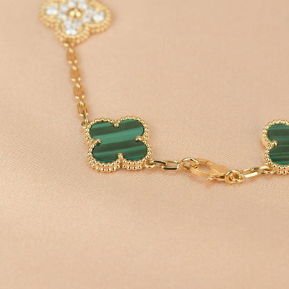 [Kincade Jewelrys] Bracelet diamant malachite à 5 motifs de trèfle