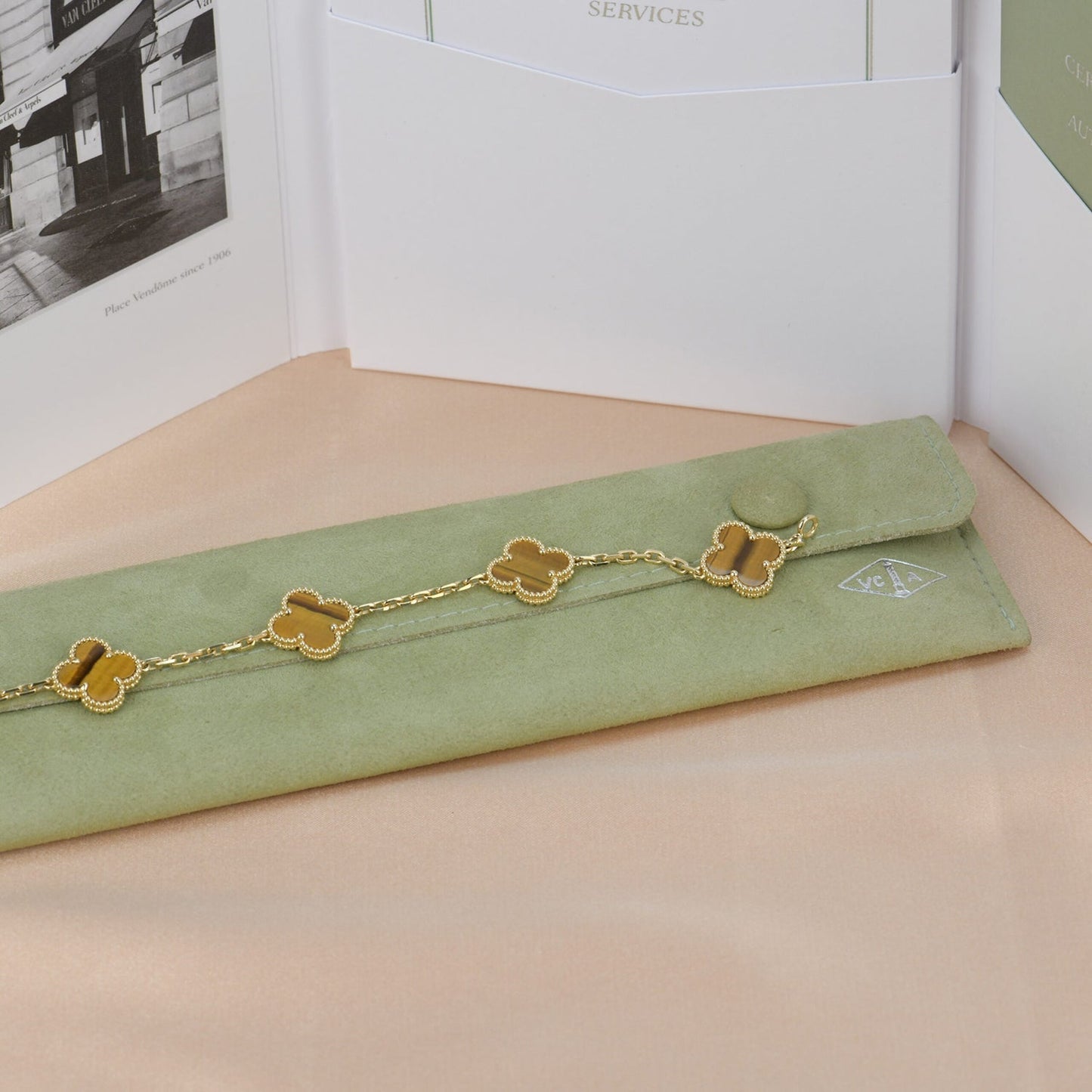 [Kincade Jewelrys]CLOVER  5 MOTIFS TIGER EYE BRACELET