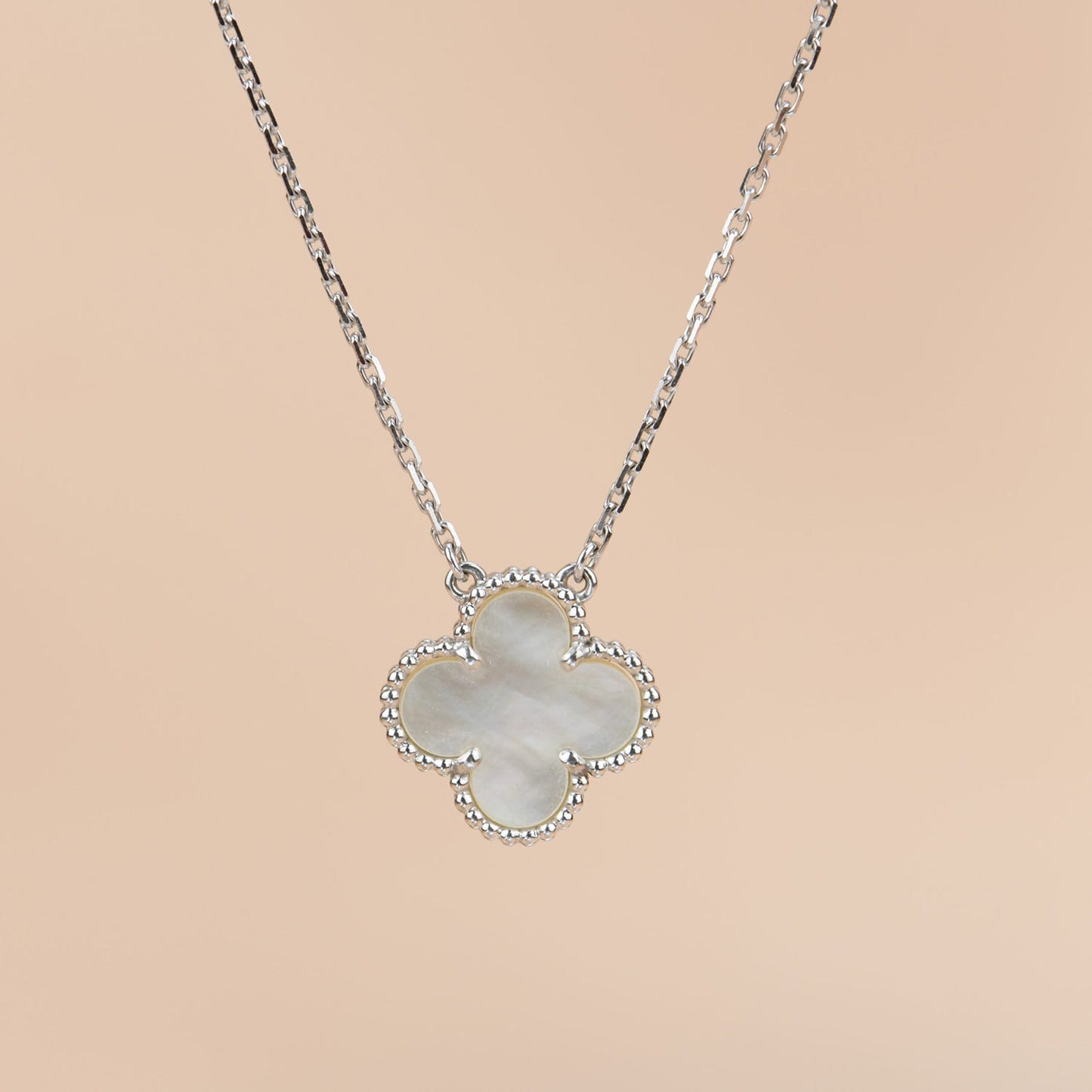 [Kincade Jewelrys] CLOVER 15MM NACRE BLANCHE ARGENT