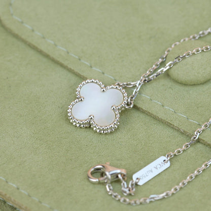 [Kincade Jewelrys] CLOVER 15MM NACRE BLANCHE ARGENT