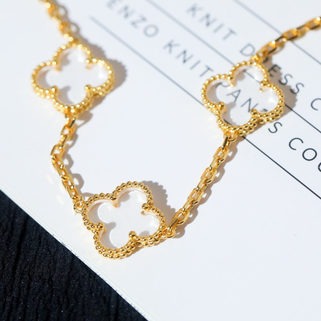 [Kincade Jewelrys]CLOVER 5 MOTIF ROCK CRYSTAL PINK GOLD BRACELET
