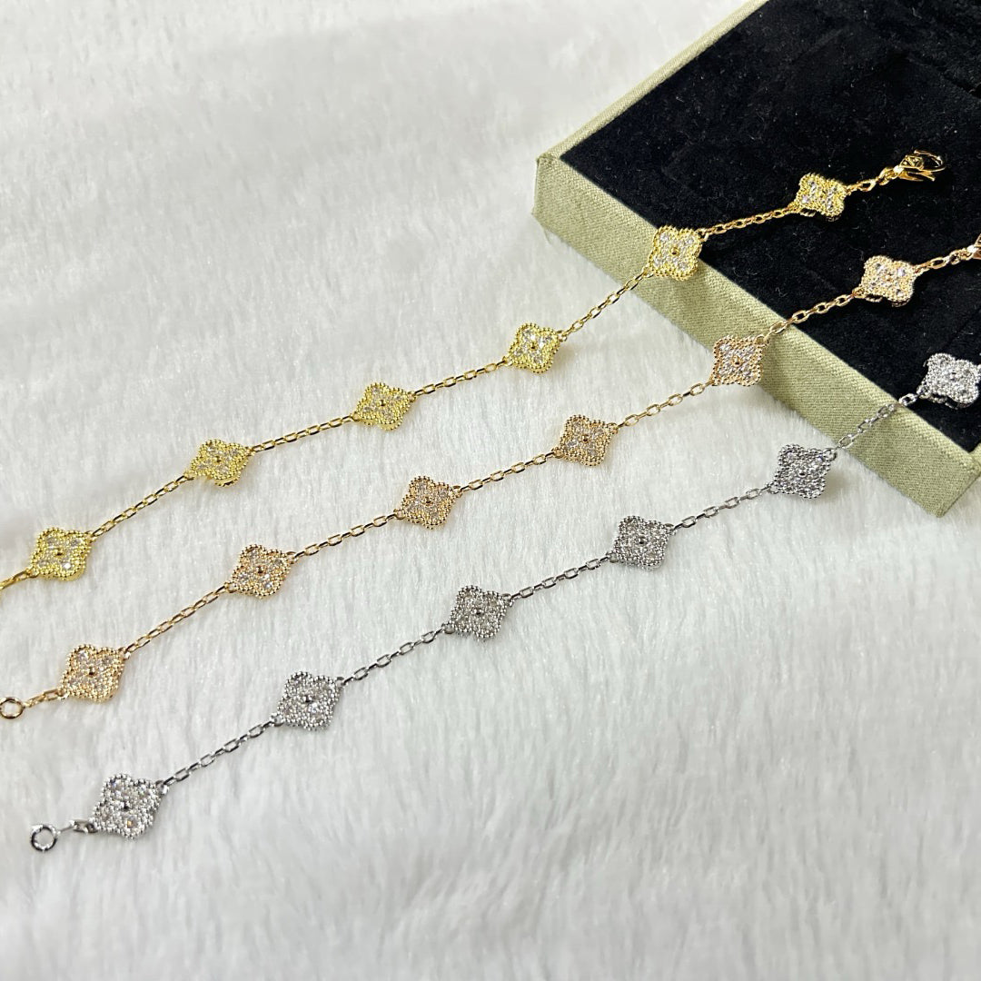 [Kincade Jewelrys]CLOVER 6 MOTIF DIAMOND BRACELET
