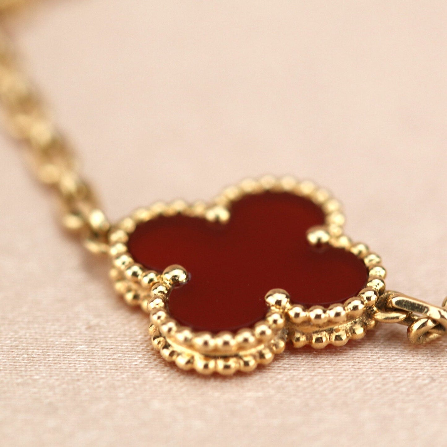 [Kincade Jewelrys]CLOVER 5 MOTIFS RED AGATE  BRACELET