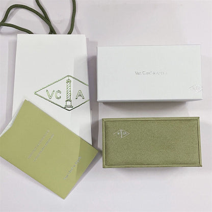 Bracelet, collier, bague, coffret, sac cadeau, VA Clover
