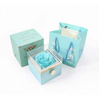 COFFRET CADEAU CRÉATIF À BIJOUX ROTATIF EN ROSE PRÉSERVÉE (LOGO O)
