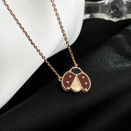 [Kincade Jewelrys] COLLIER COCCINELLE CORNALINES PORTE-BONHEUR