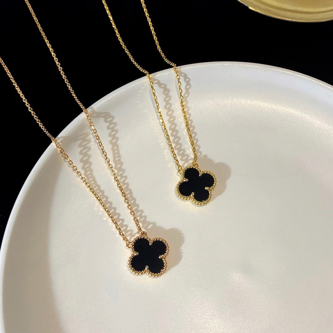 [Kincade Jewelrys] Collier à fleur unique en onyx noir 15 mm
