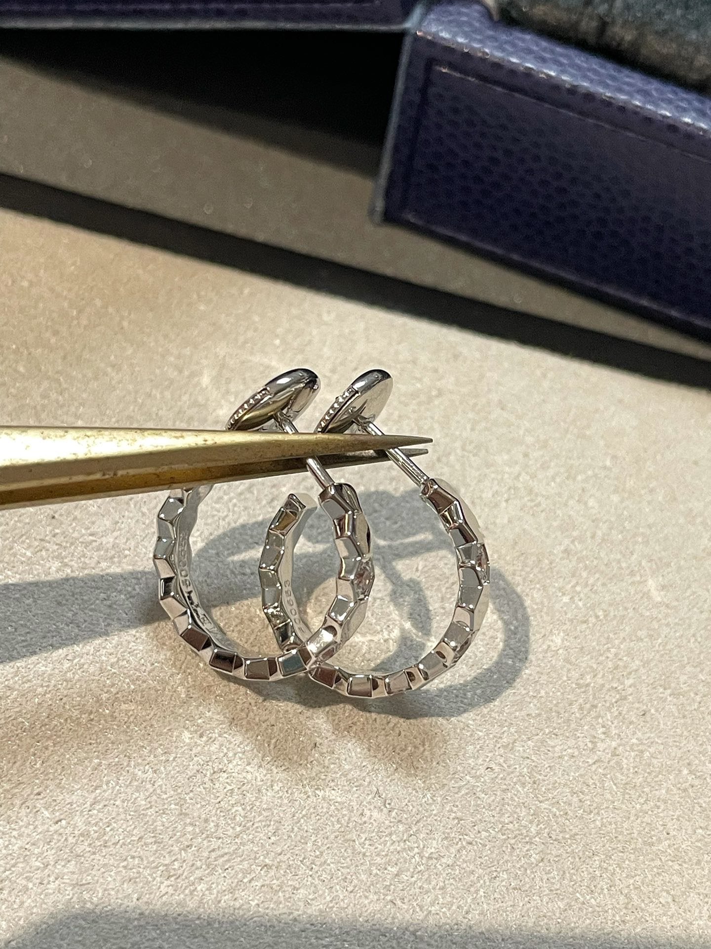 [Kincade Jewelrys] Bague creuse en forme de trèfle à quatre feuilles