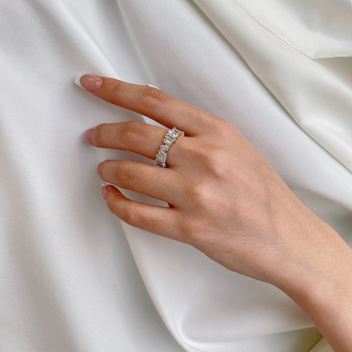 [Kincade Jewelrys] Bague tennis délicate à formes multiples