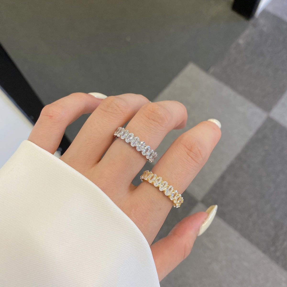 [Bijoux Kincade] Bague tennis ovale ornée