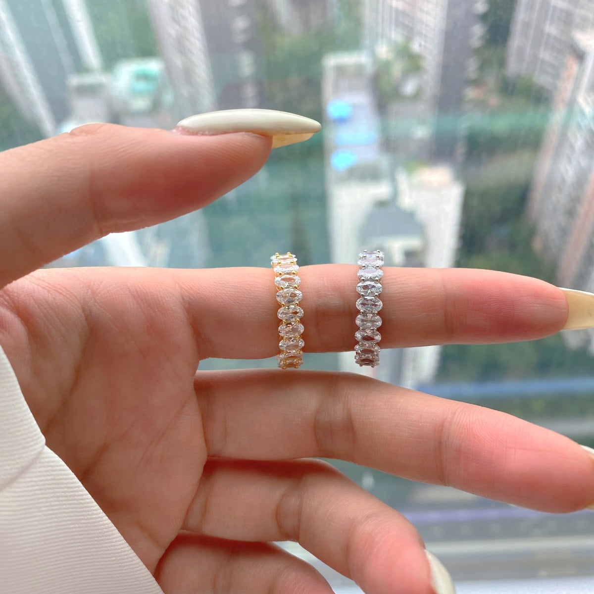[Bijoux Kincade] Bague tennis ovale ornée