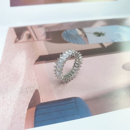 [Kincade Jewelrys] Bague unique et colorée à taille radiante