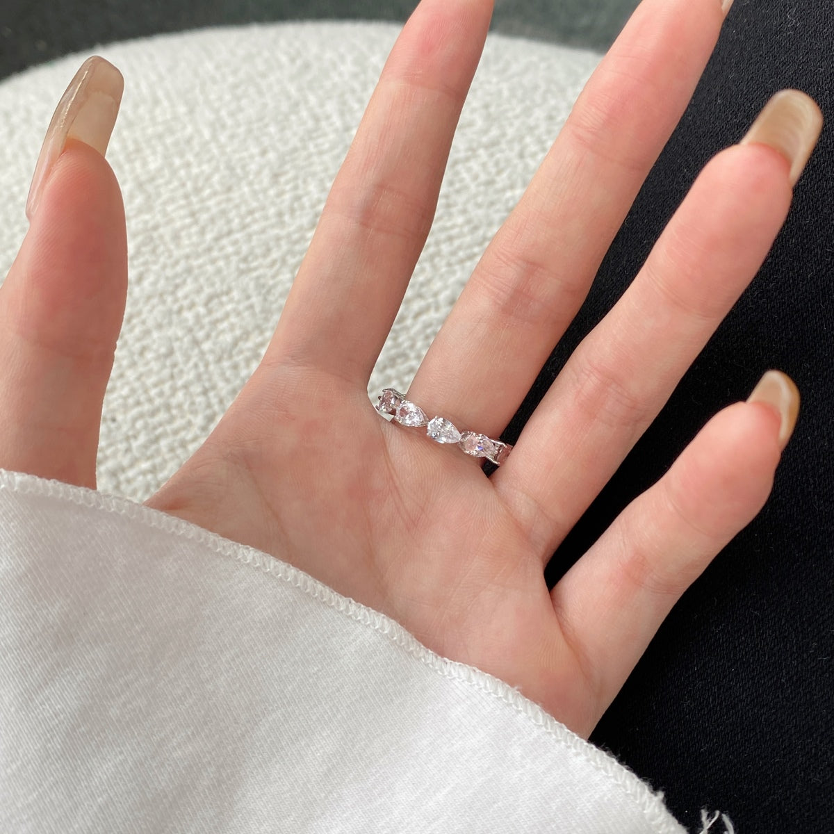 [Kincade Jewelry] Superbe bague tennis taille poire