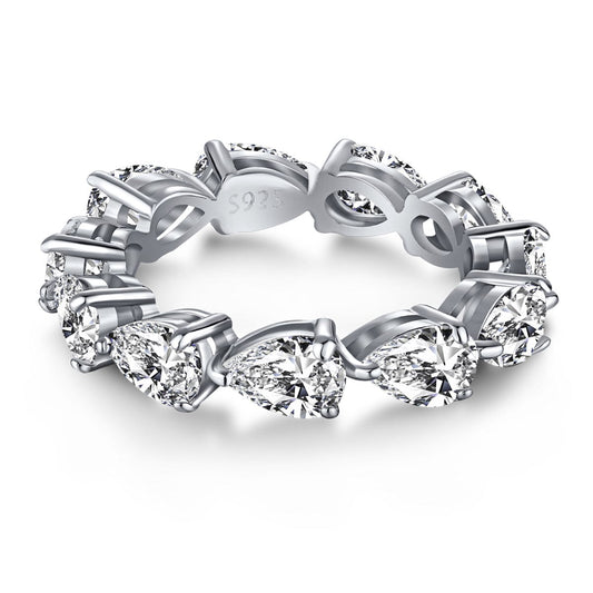 [Joyas Kincade] Exquisito anillo de tenis con corte de pera