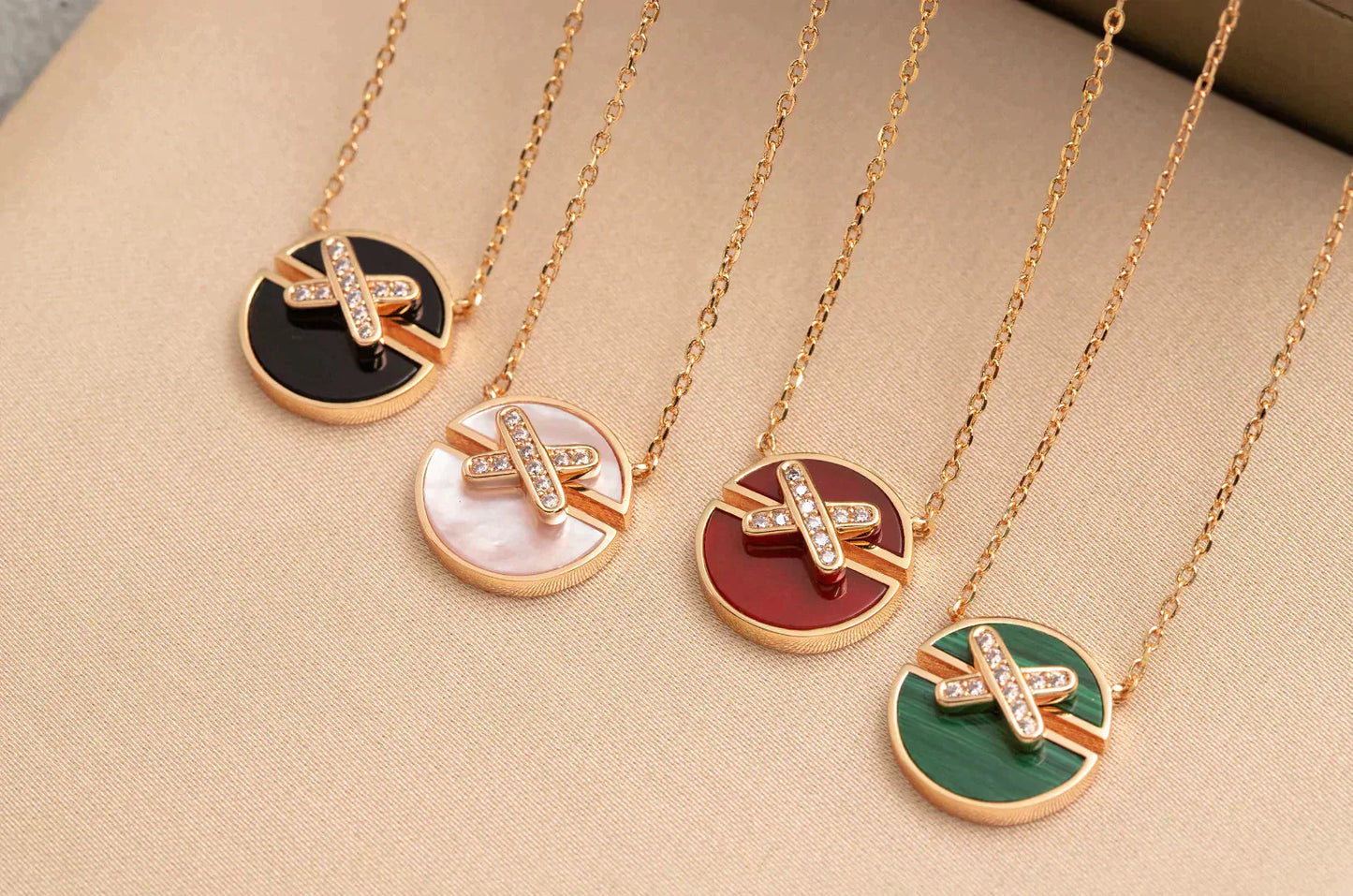 [Kincade Jewelrys] COLLIER JEUX DE DIAMANTS EN OR ROSE