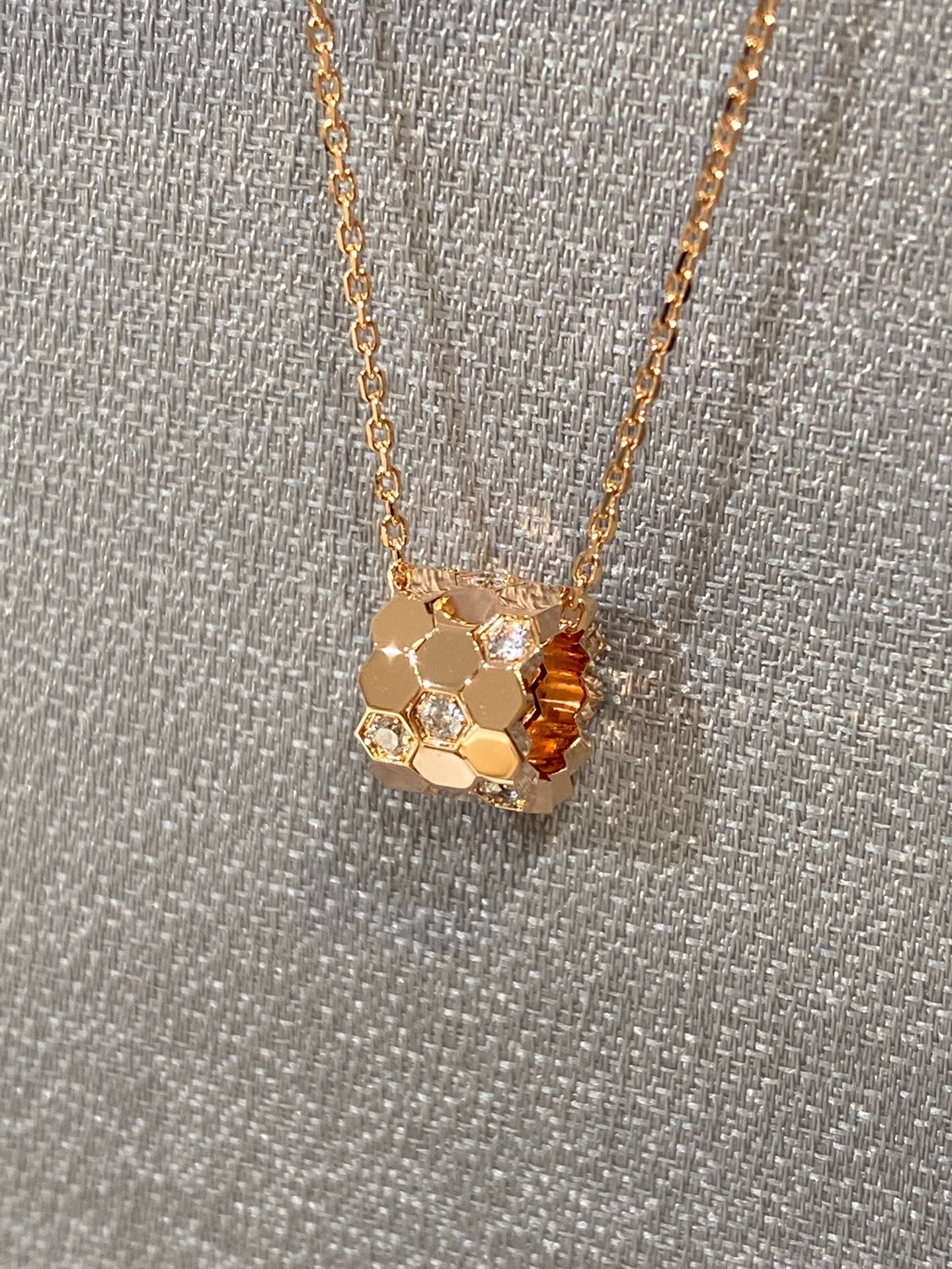[Kincade Jewelrys] COLLIER DIAMANT BEE LOVE