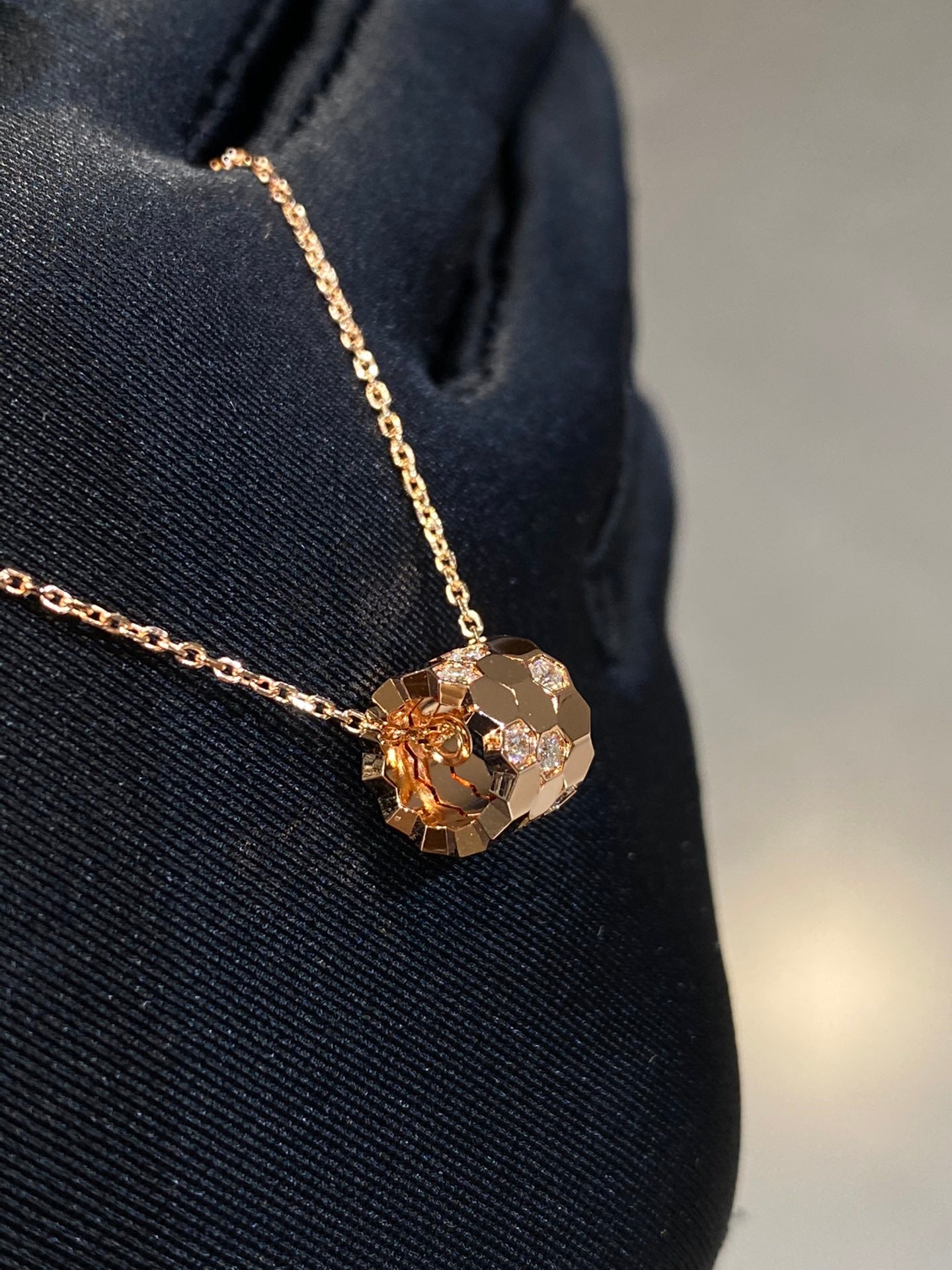 [Kincade Jewelrys] COLLIER DIAMANT BEE LOVE