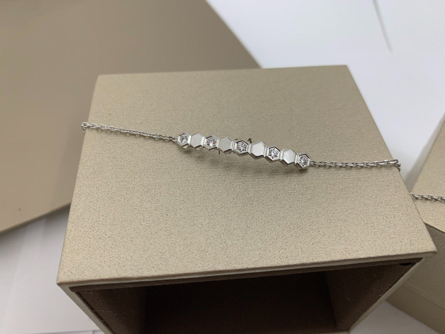[Kincade Jewelrys]BEE LOVE BRACELET DIAMOND