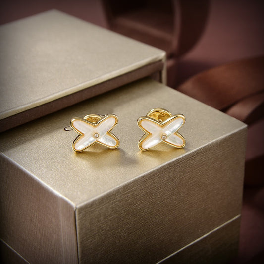 [Kincade Jewelrys]Boucles d'oreilles en or et diamants JEUX DE WHITE MOP