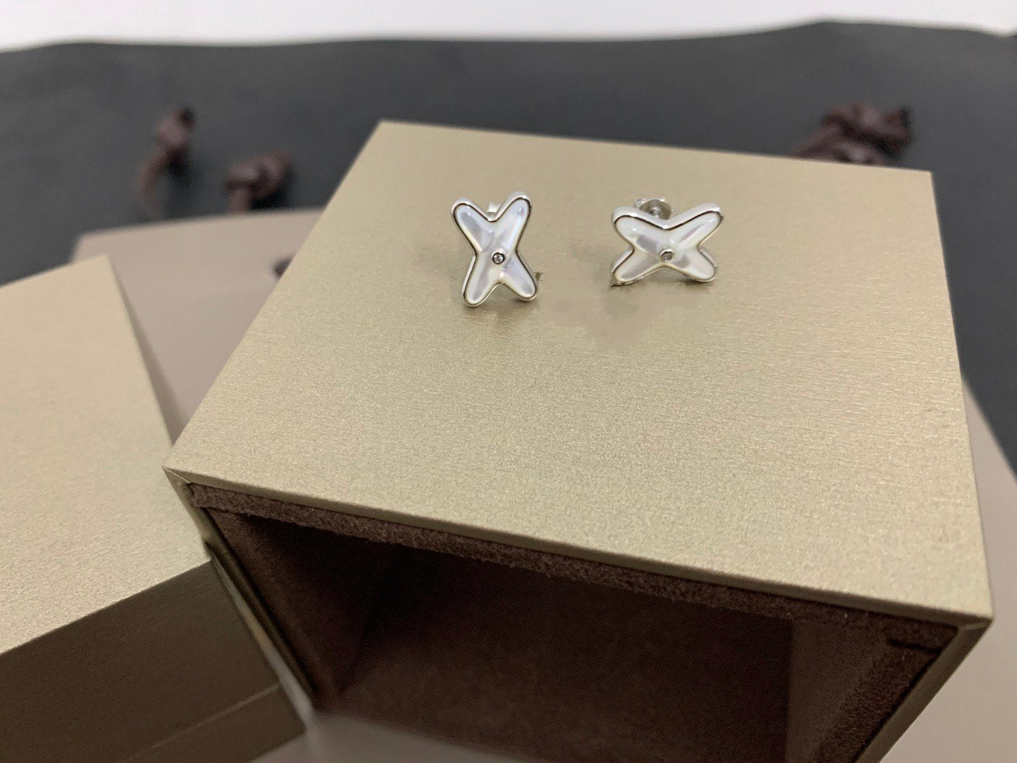 [Kincade Jewelrys]Boucles d'oreilles en argent et diamants JEUX DE WHITE MOP