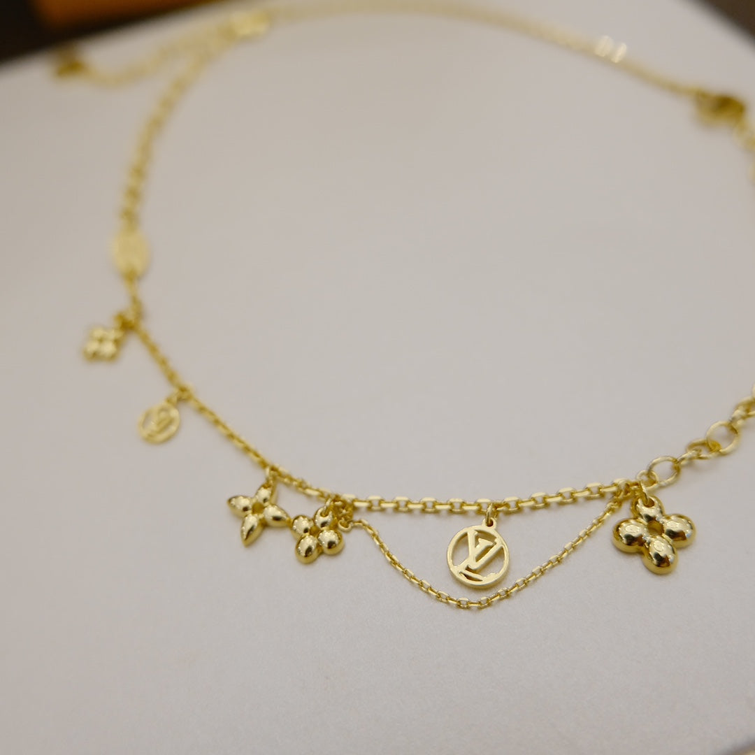 [Kincade Jewelrys] COLLIER BLOOMING SOUPLE EN LAITON