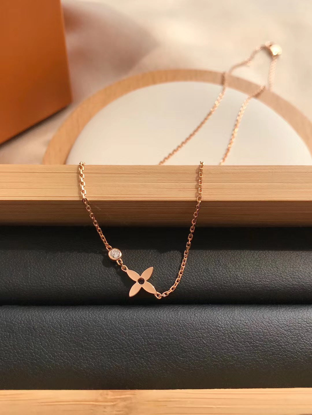 [Kincade Jewelrys]PENDENTIF BLOSSOM OR ROSE ET DIAMANT