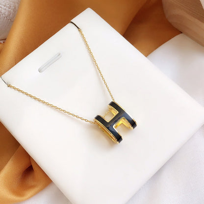 [Kincade Jewelrys]HM CLIC BLACK ENAMEL GOLD NECKLACE