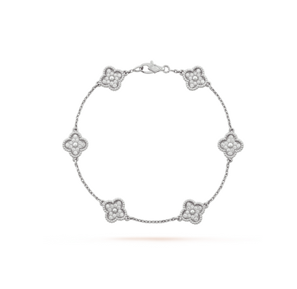 [Kincade Jewelrys] Bracelet en argent et diamants avec six motifs de trèfle