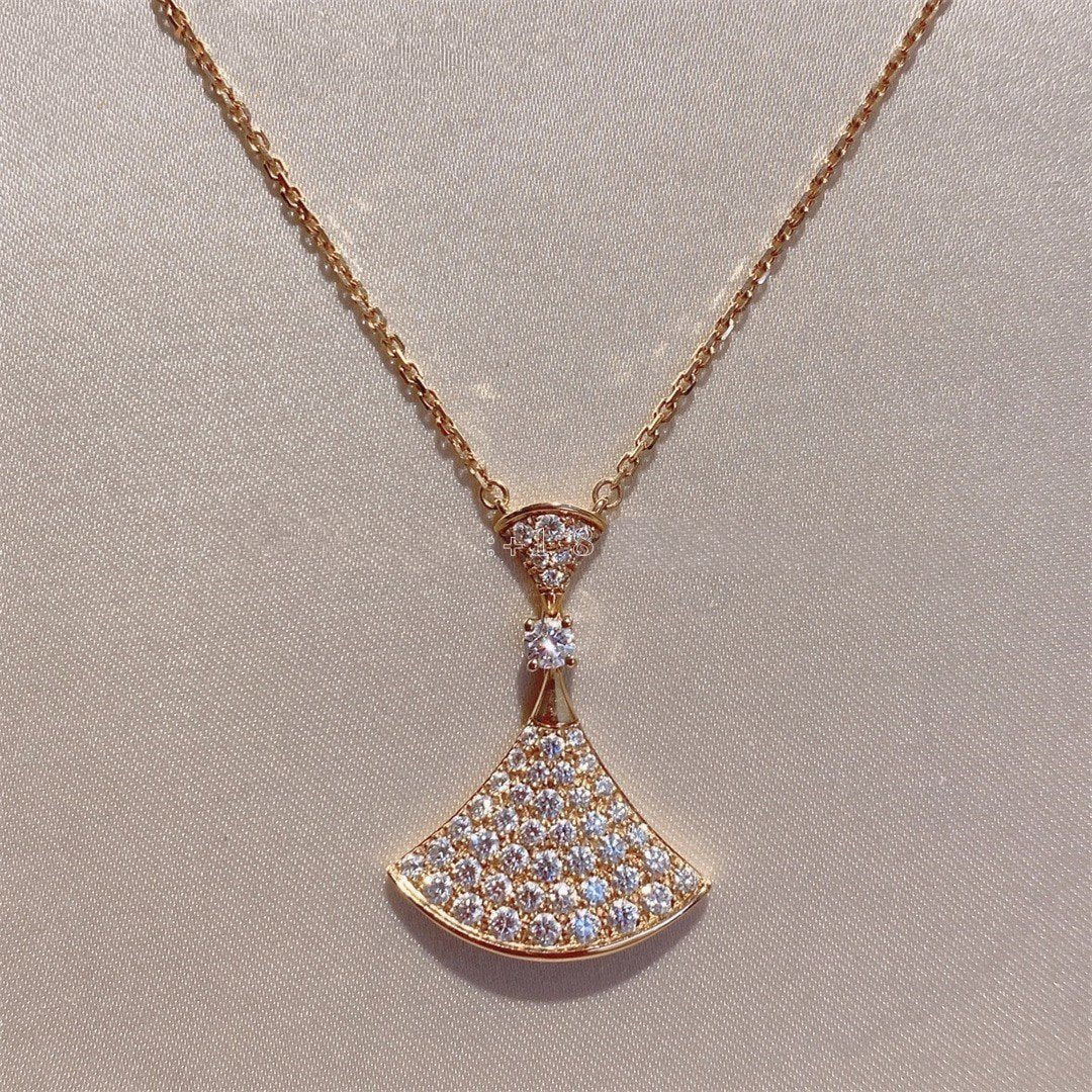 [Kincade Jewelrys] COLLIER DREAM OR ROSE TOUT DIAMANT