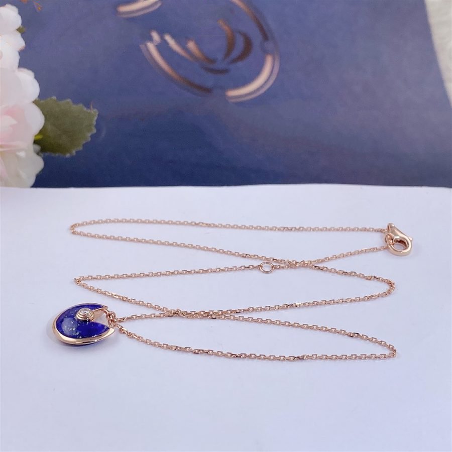 [Kincade Jewelrys] COLLIER AMULETTE EN OR ROSE ET AGATE