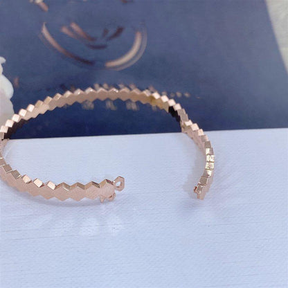 [Bijoux Kincade]Bracelet en or rose avec motif abeille