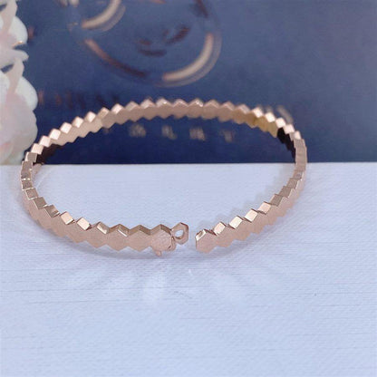 [Bijoux Kincade]Bracelet en or rose avec motif abeille