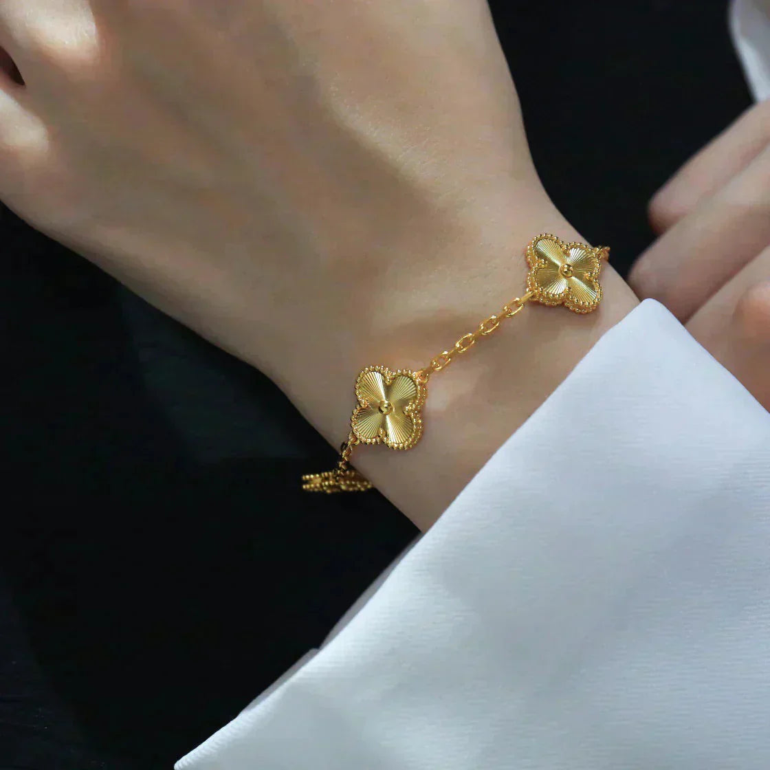 [Kincade Jewelrys]CLOVER 5 FLOWERS LASER BRACELET