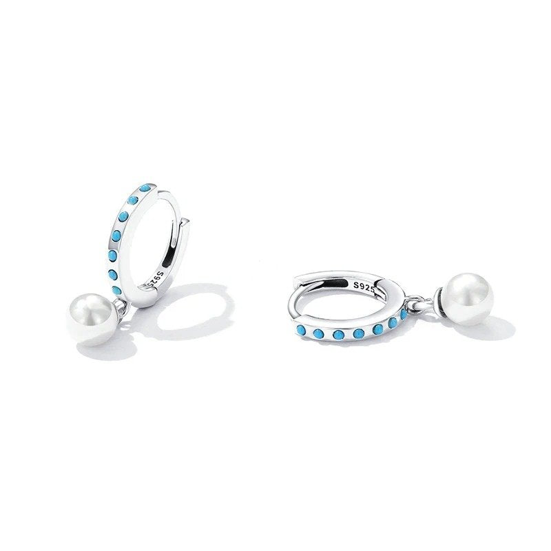 Boucles d'oreilles pendantes turquoise et perles de coquillage