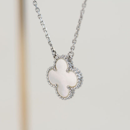 [Kincade Jewelrys] CLOVER 15MM NACRE BLANCHE ARGENT