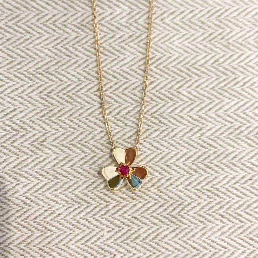 [Kincade Jewelrys] Collier fleur en or frivole