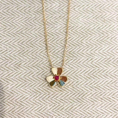 [Kincade Jewelrys] Collier fleur en or frivole