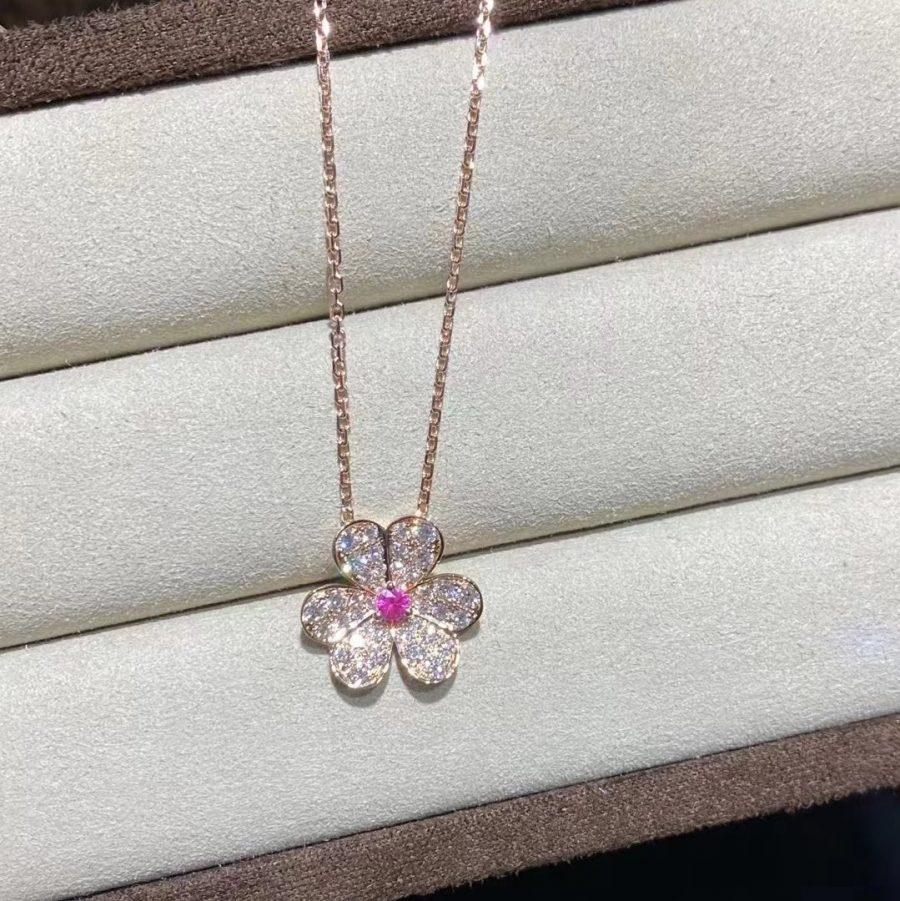 [Kincade Jewelrys] Collier en or rose et diamants Frivole