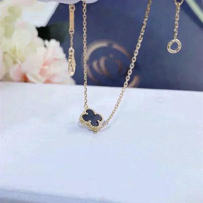 [Kincade Jewelrys] Bracelet fleur unique en onyx et trèfle