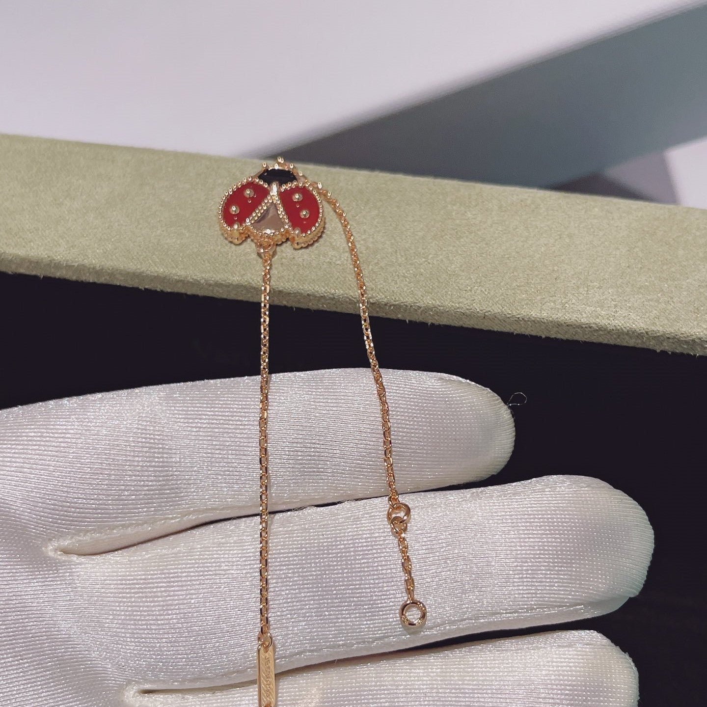[Kincade Jewelrys] BRACELET EN OR ROSE À 1 MOTIF LUCKY SPRING
