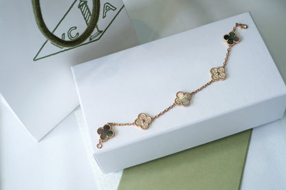 [Kincade Jewelrys] BRACELET EN OR ROSE À 5 MOTIFS, NACRE FONCÉE ET DIAMANTS