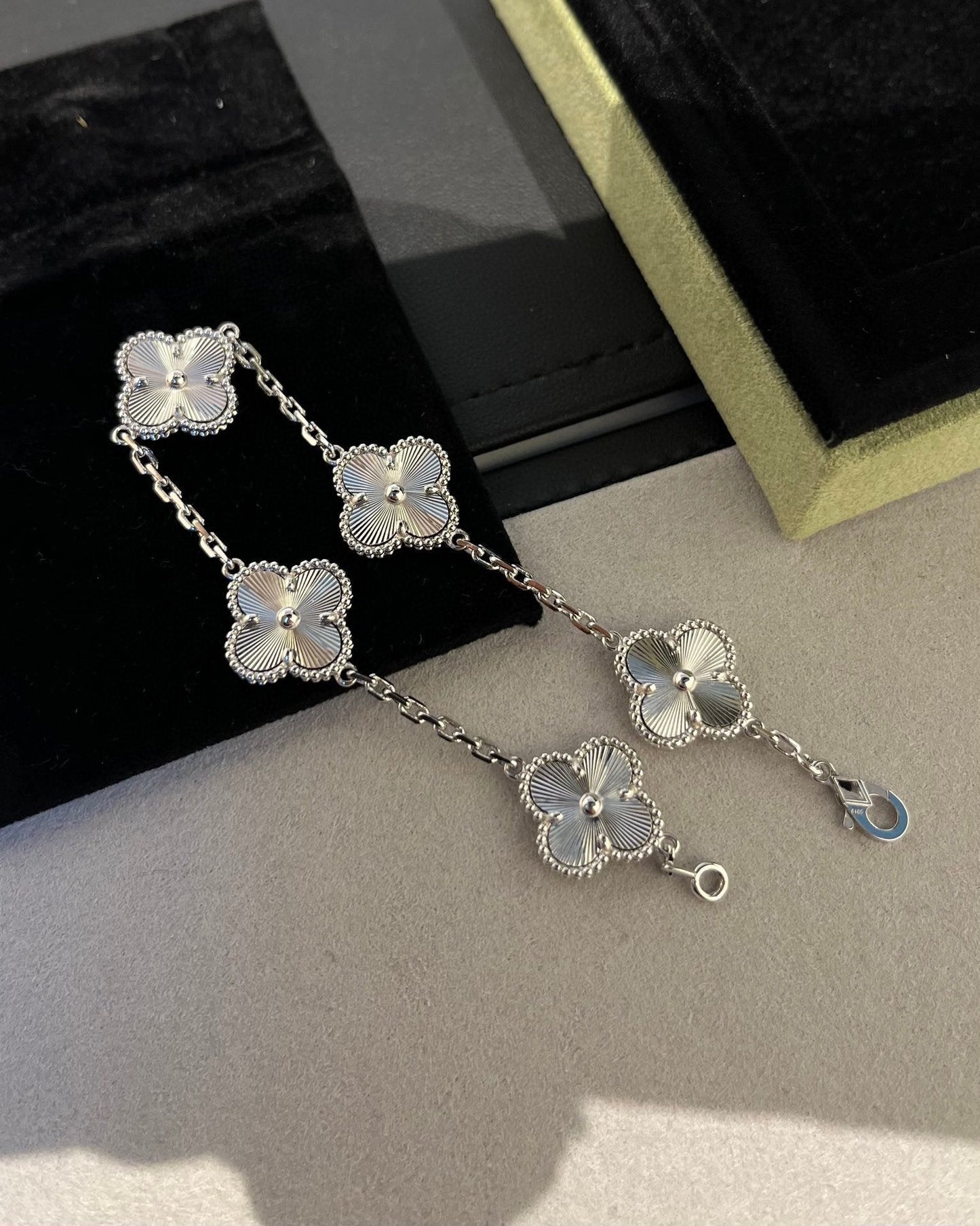 [Kincade Jewelrys] BRACELET TRÈFLE ARGENT 5 MOTIFS 