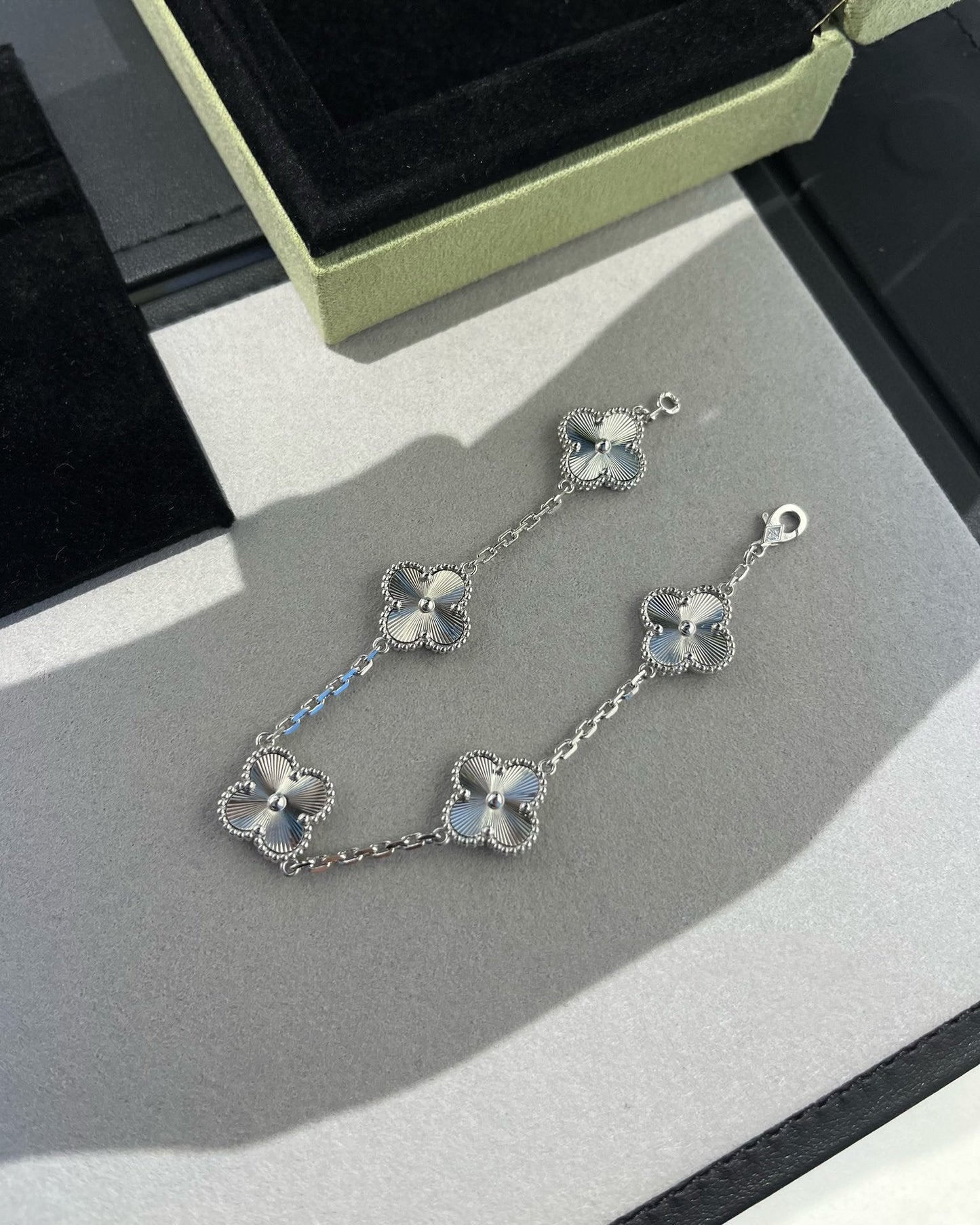 [Kincade Jewelrys] BRACELET TRÈFLE ARGENT 5 MOTIFS 